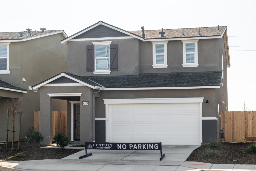 0053 6389 W Austin Way